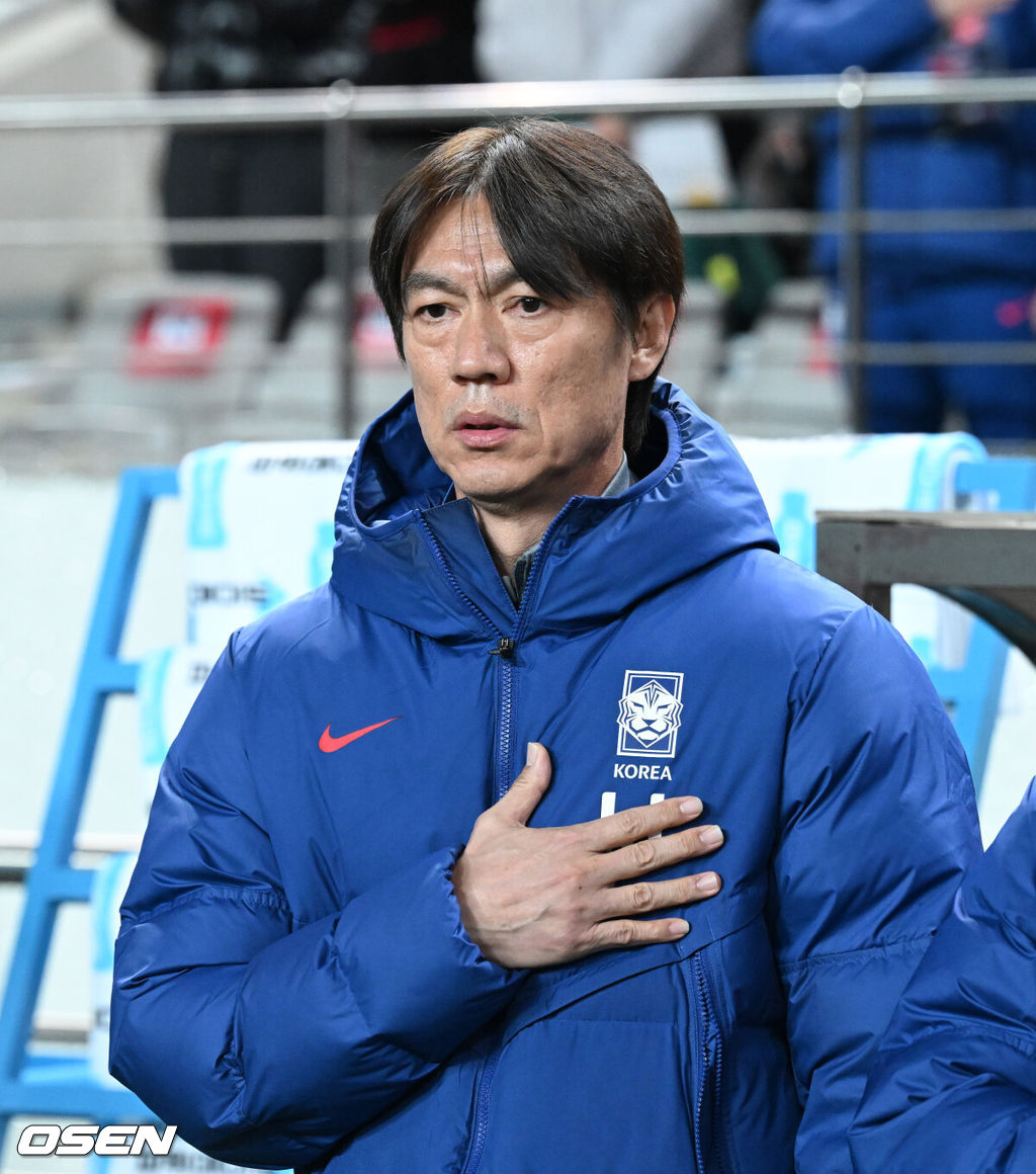 한국 축구 최초의 포트2 '랭킹 방어 성공!' <b>홍명보호</b>, 역사적 도약… <b>조</b>...