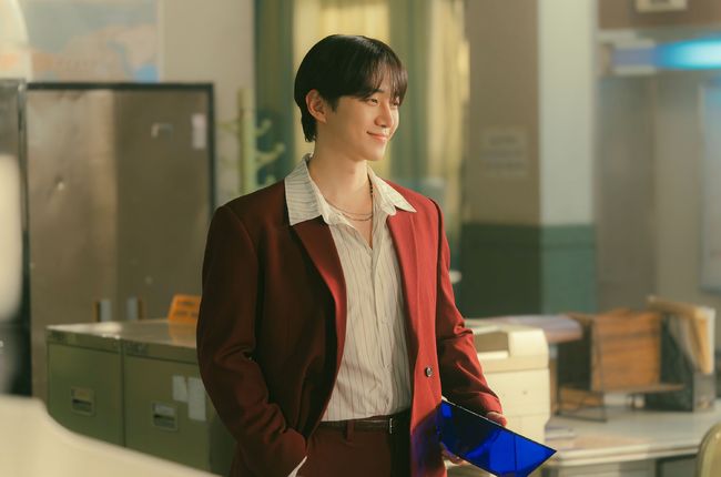 오늘 <b>종영</b> '<b>태풍상사</b>' <b>이준호</b> "강<b>태풍</b>으로 산 2025년, 뜻깊은 시간"
