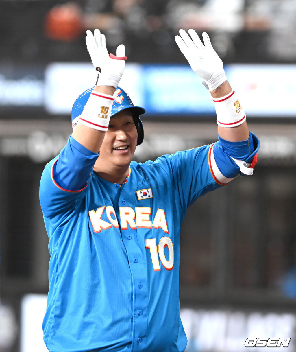 ‘조선의 4번타자 살아있네’ 2루타-2루타-홈런, <b>이대호</b>의 예고홈런 "이...