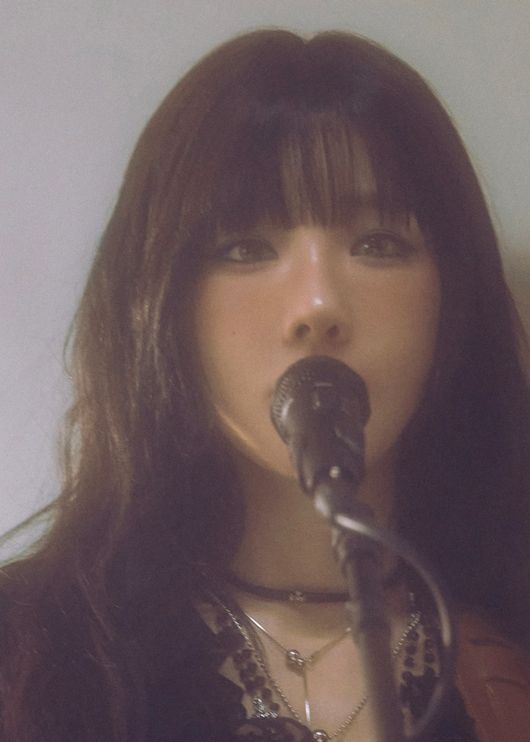 소녀시대 태연, 솔로 <b>데뷔</b> 10주년 '인사' MV 주인공은 'SNE'