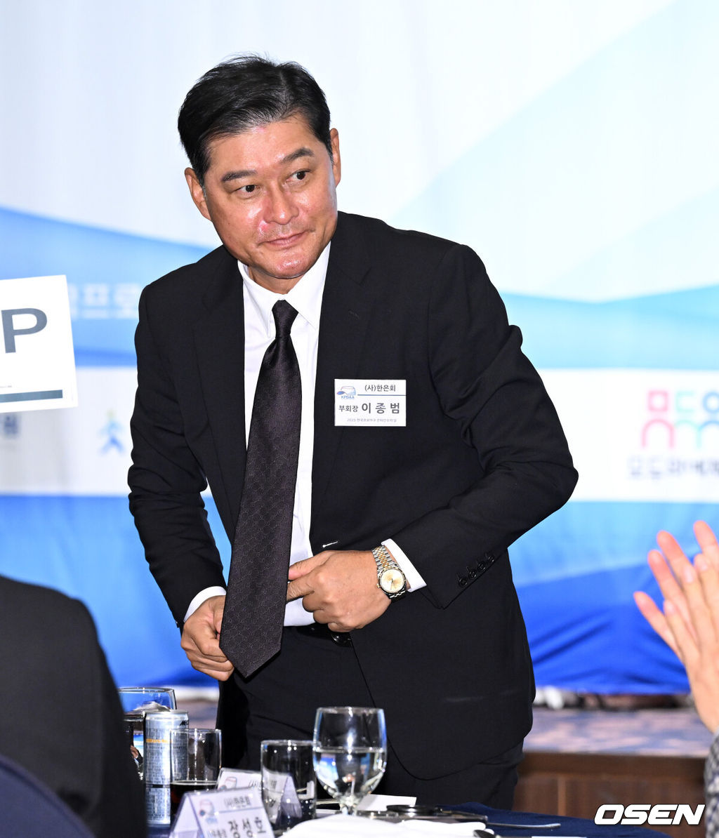 ‘시즌 도중 야구 예능행’ <b>이종범</b>, 야구팬들에 고개 숙였다 “상처 받...