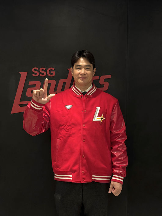 <b>김재환 이적</b> 미스터리, 두산 30억 거절→왜 SSG 22억 택했나. 직접 밝힌...