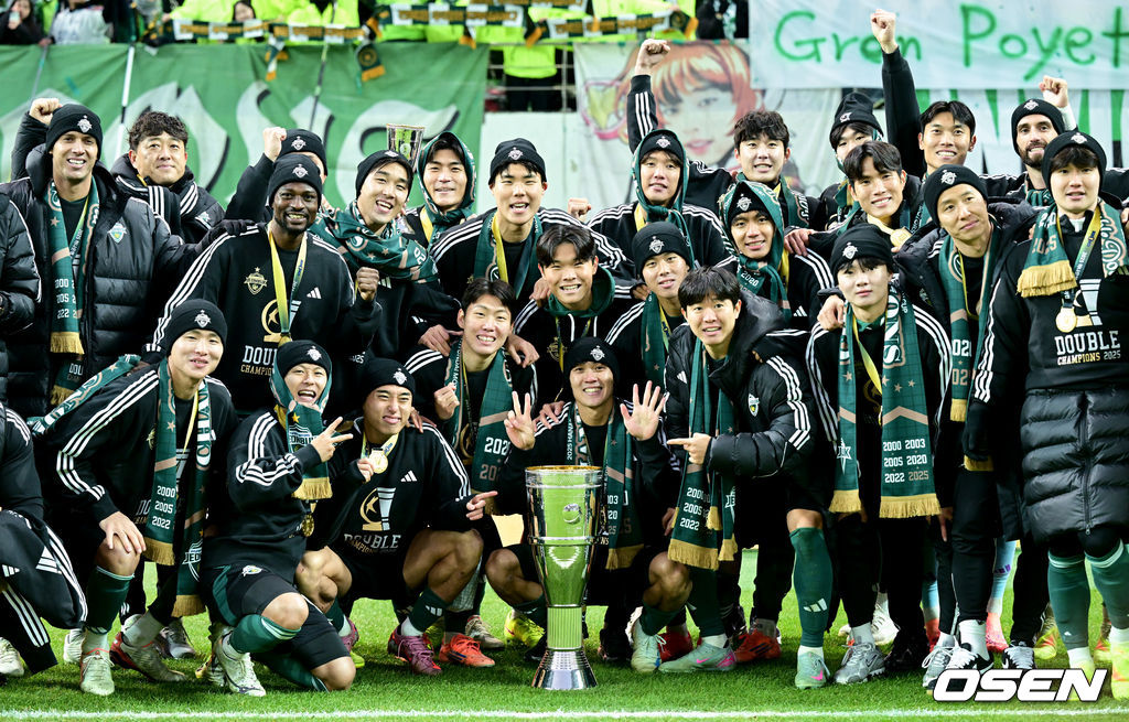 [사진]<b>우승</b>컵의 주인공은 <b>전북</b>