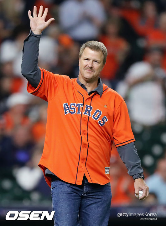 “MLB 최강 공격형 2루수” <b>제프 켄트</b>, 은퇴 17년 만에 마침내 <b>명예의</b> 전...