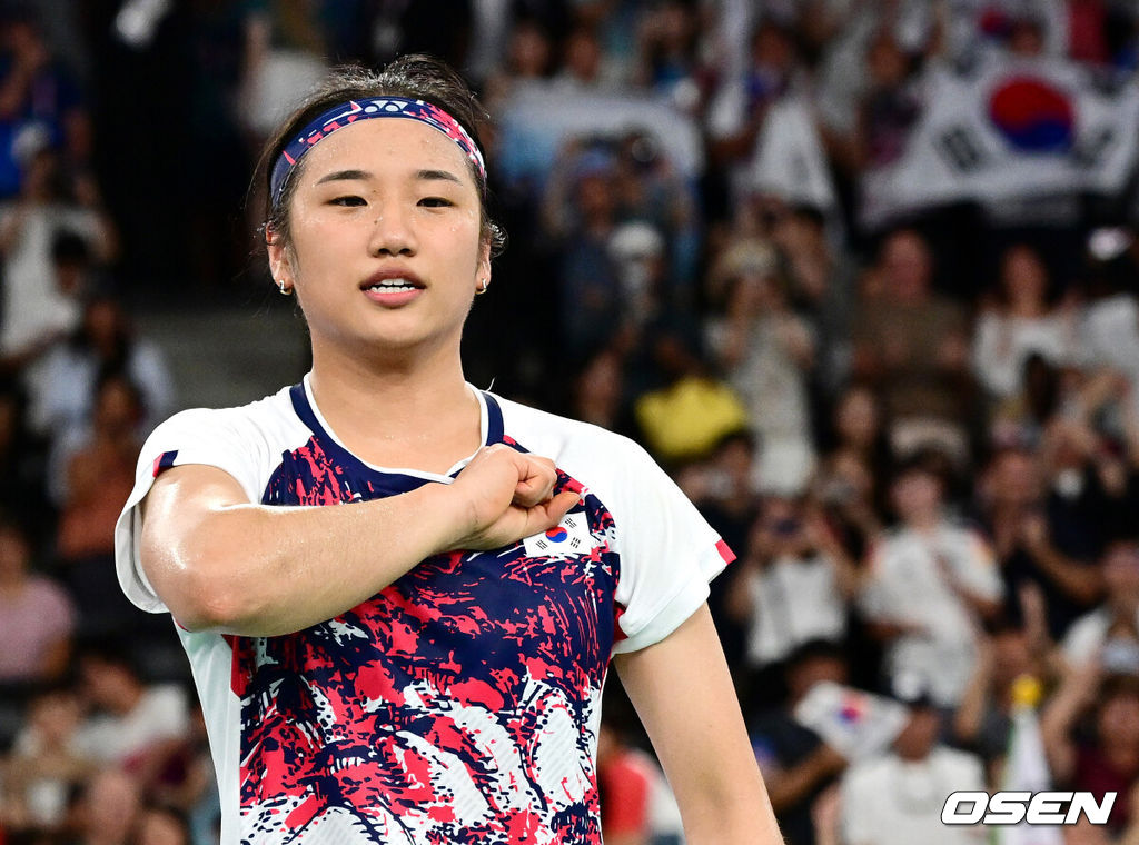 '또 이겼다' <b>안세영</b>, BWF <b>월드투어 파이널</b> 조별리그 첫 경기서 와르다니...
