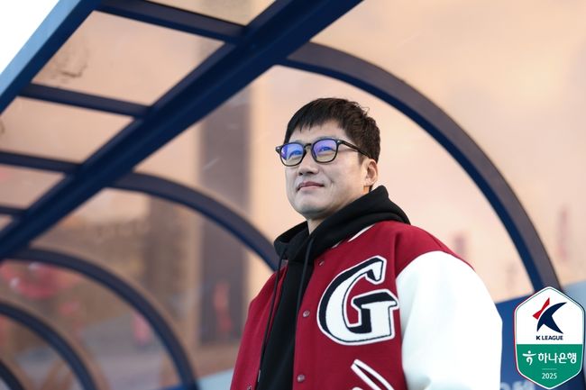 구단주 직접 발표! '광주 탈바꿈 시킨' <b>이정효 감독</b>, 팀 떠난다... "더 높...