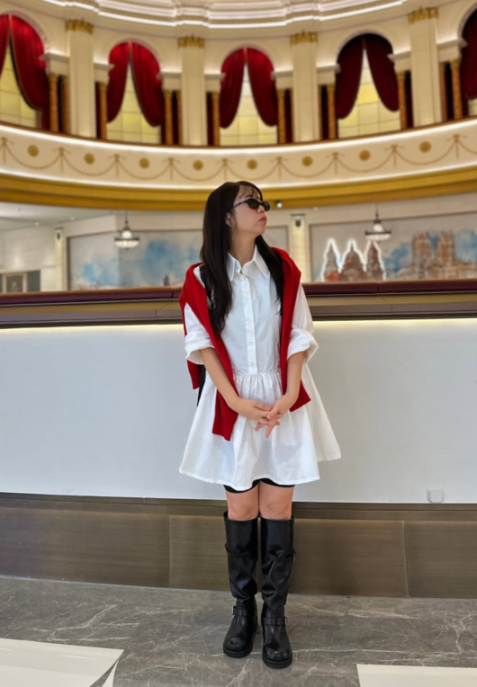 '40kg대' 홍현희, 진짜 뼈말라 됐다..가죽 부츠가 헐렁할 지경 [핫피플]