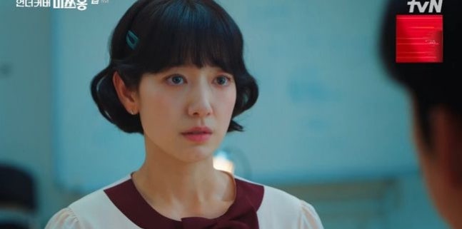 《臥底洪小姐》朴信惠寫實演繹IMF風暴收視飆升與劇情衝突升溫