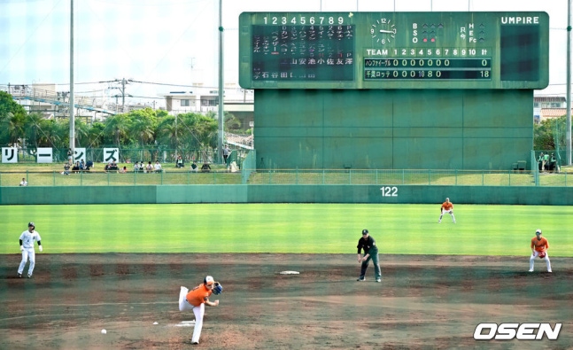 ‘2이닝 18실점 대참사’ 한화, ‘작년 日 꼴찌’ 지바롯데에 0-18 대패…신인 오재원, 4G 연속 안타 [오키나와 리뷰]