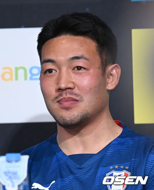 '하메네이 사망' 여파.. .이란 갔던 이기제, 대사관 대피→소속팀 계약 해지 및 한국 복귀 예정 [단독]