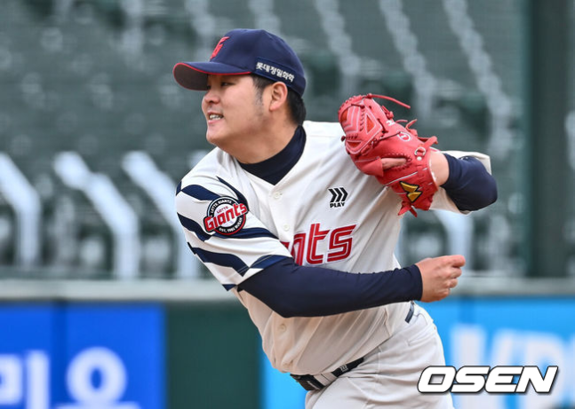 FA 흑역사로 끝나나, ‘옵트 아웃 실패’ 롯데 한현희 연봉 50% 삭감, 그래도 5억이다