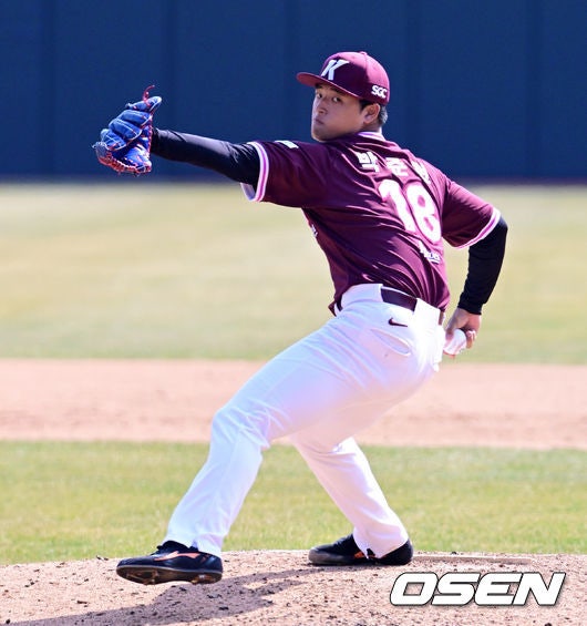 '7억' 전체 1순위 키움 최고 유망주 박준현, 'KKKK' 최고 153km 무실점 던졌다 [오!쎈 퓨처스]