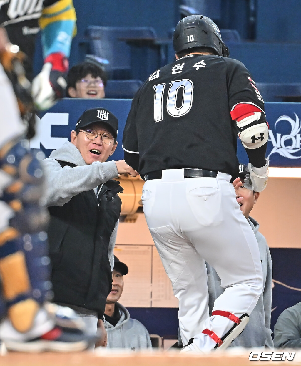 김도영 3점포 맞고도 6-4 역전극...LG 1.5G차 밀어낸 선두의 힘, 이강철 "김현수 동점타가 분위기 가져왔다" [오!쎈 광주]