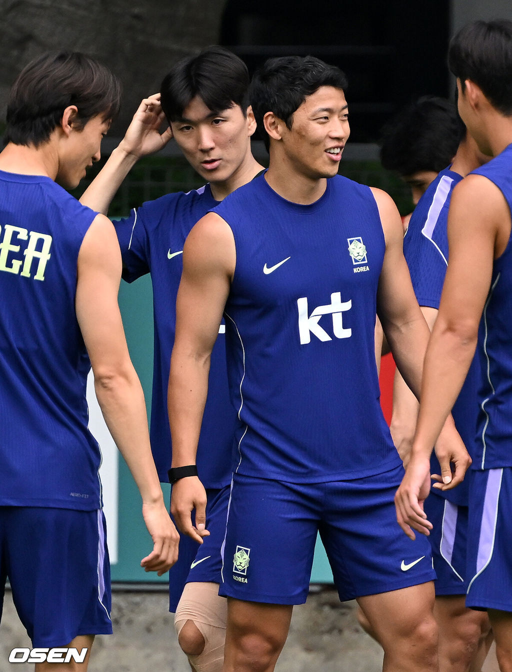 '전성기서 만난 월드컵!' 황희찬 "김민재·<b>황인범</b>과 정말 특별" 96 황금멤...