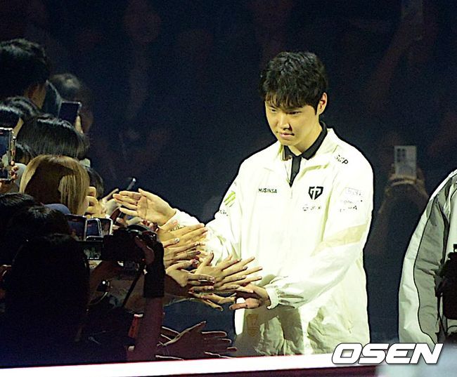 [로드 투 MSI] ’T1 나와’ <b>젠지</b>, <b>KT 3-0</b> 셧아웃 RTM 5R 진출(종합)