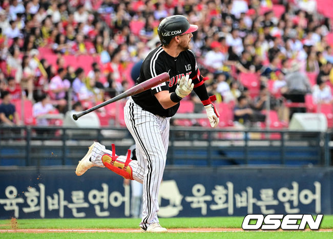 <b>오스틴</b>, 경쟁자 김도영 앞에서 4년 연속 <b>20</b>호 <b>홈런</b> 폭발...단독 1위 치고...