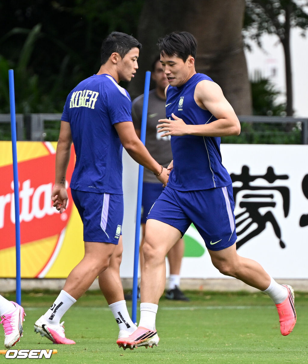 '인맥 아닌 경쟁' <b>축구</b>인 2세 꼬리표 떼어냈다... <b>이태석</b>, "이 맛에 <b>축구</b>...