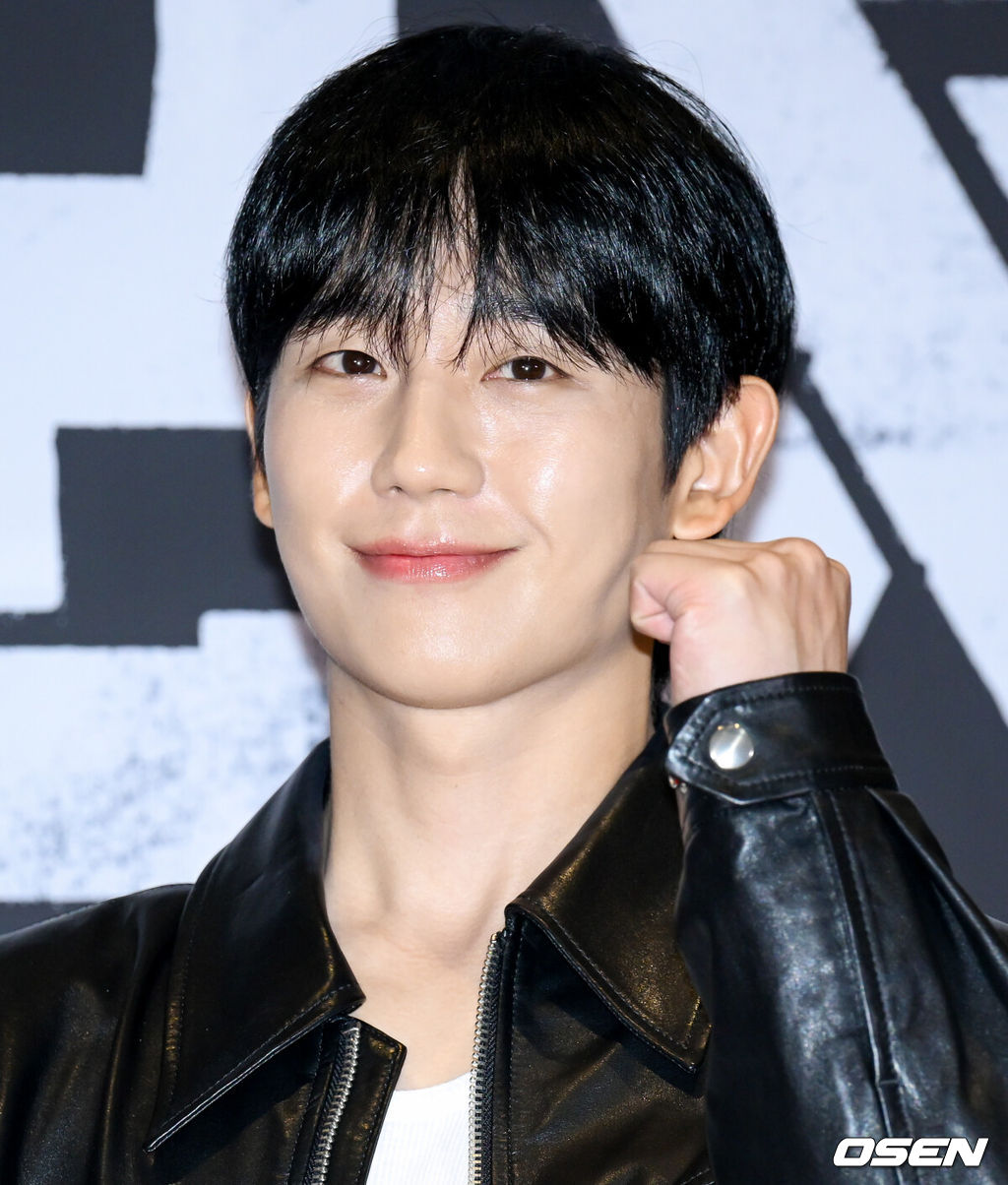 "끝까지 의리 지켜" 정해인, 은현장·김수현 '손절' 모르는 미담 폭로 [...