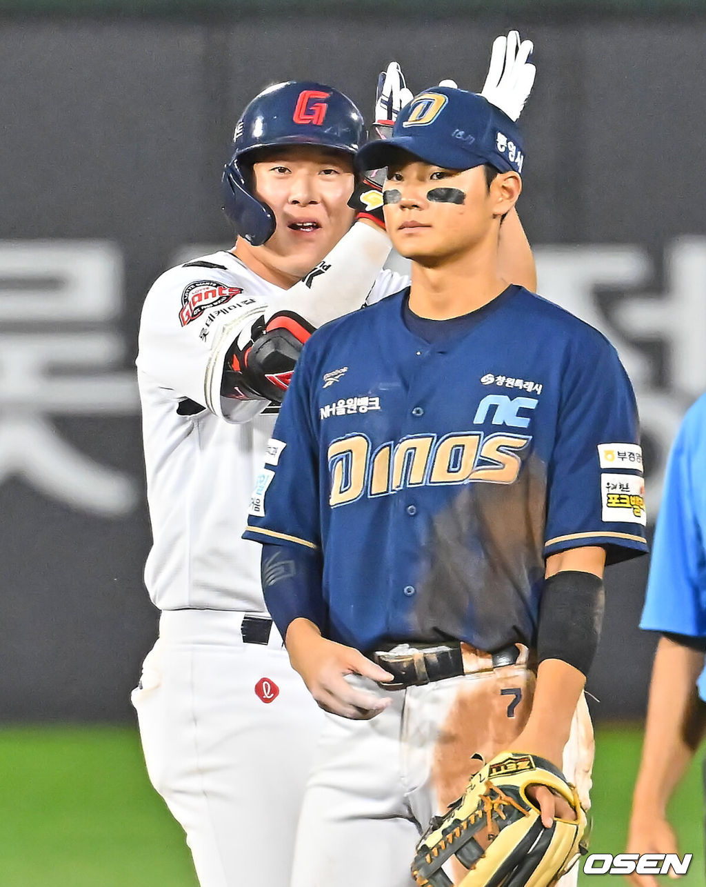 롯데 미친 7연승 질주! '역전타→결승타' 나승엽 3타점 대폭발, 8회 대역전극...낙동강더비 첫 위닝 [부산 리뷰]