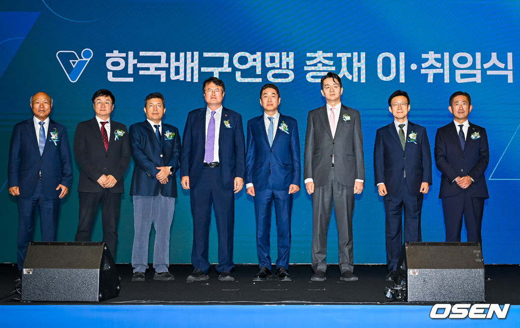 [사진]한국배구연맹 <b>총재</b> 이·<b>취임</b>식