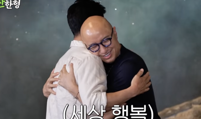 "첫사랑이었다" <b>홍석천</b>, 지진희 등장에 '머리 뽀뽀' 감동 "게통령 10년 장...
