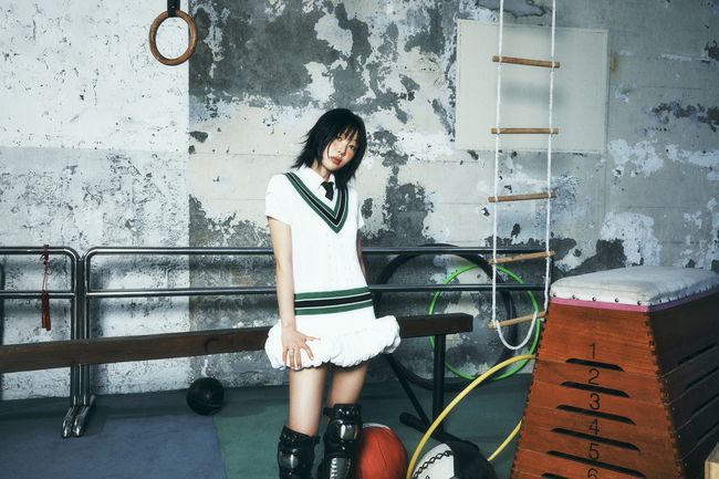 '부산 출신' <b>이브</b>, 오늘(23일) 롯데 자이언츠 시구..금의환향
