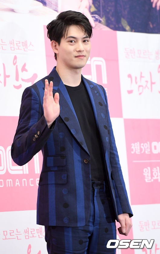 '정준영 단톡방→<b>씨엔블루</b> 탈퇴' <b>이종현</b>, 돌연 <b>이혼</b> 고백 "가정 꾸렸지...