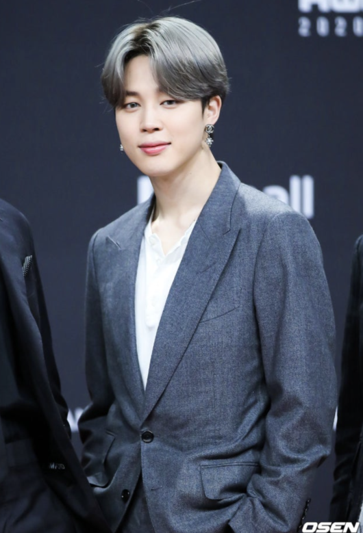 BTS Jimin, Is This Why the World Goes Crazy?… Touching Kiss on the Cheek of Girl with Incurable Disease During Performance