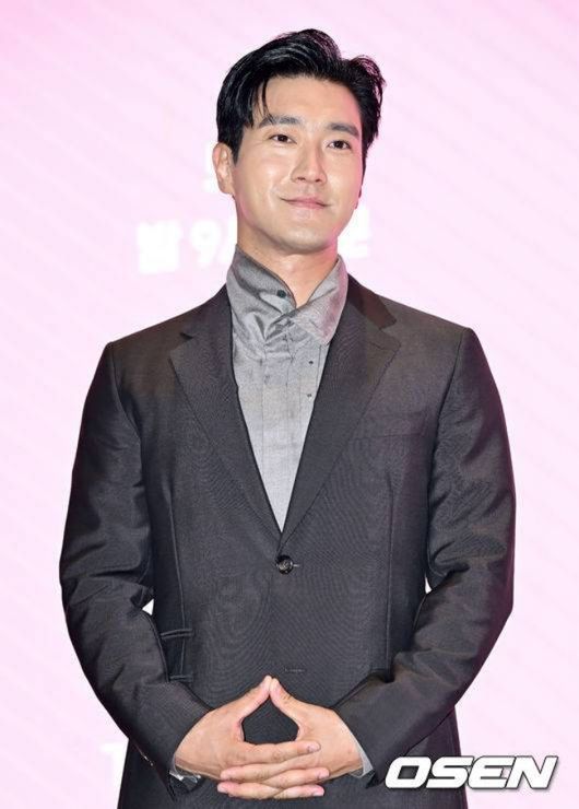 <b>최시원</b>, '<b>경복궁</b>서 <b>흡연</b>' 외국인 직접 <b>제지</b>..국가유산 지켰다[순간포착...