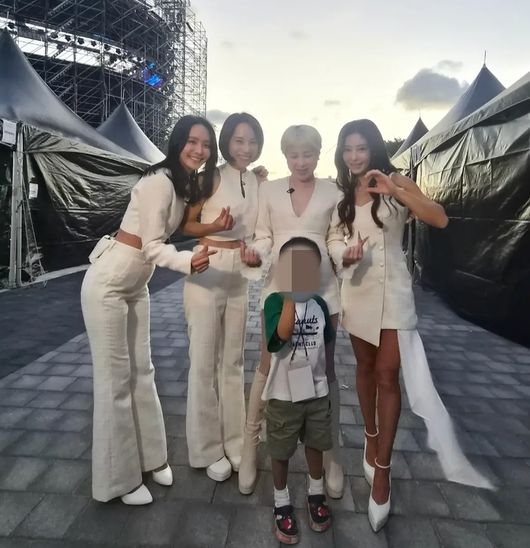 Jewelry Pulled Off a Full Reunion After 20 Years, and the Tears Were Real