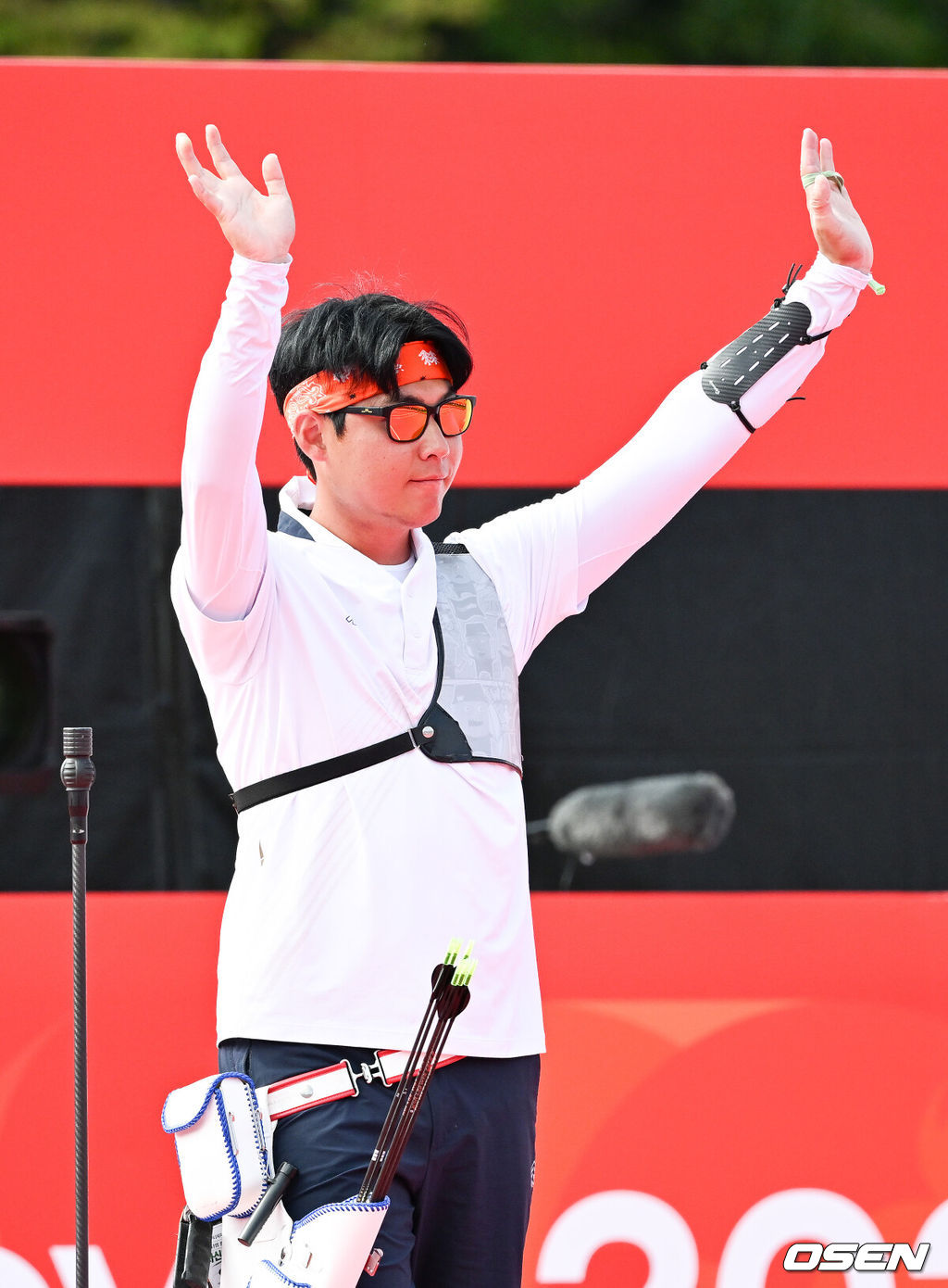 '마지막 金 희망' <b>이우석</b>, 이변 피했다! 7-1 압승→男 <b>개인전 준결승</b>행...