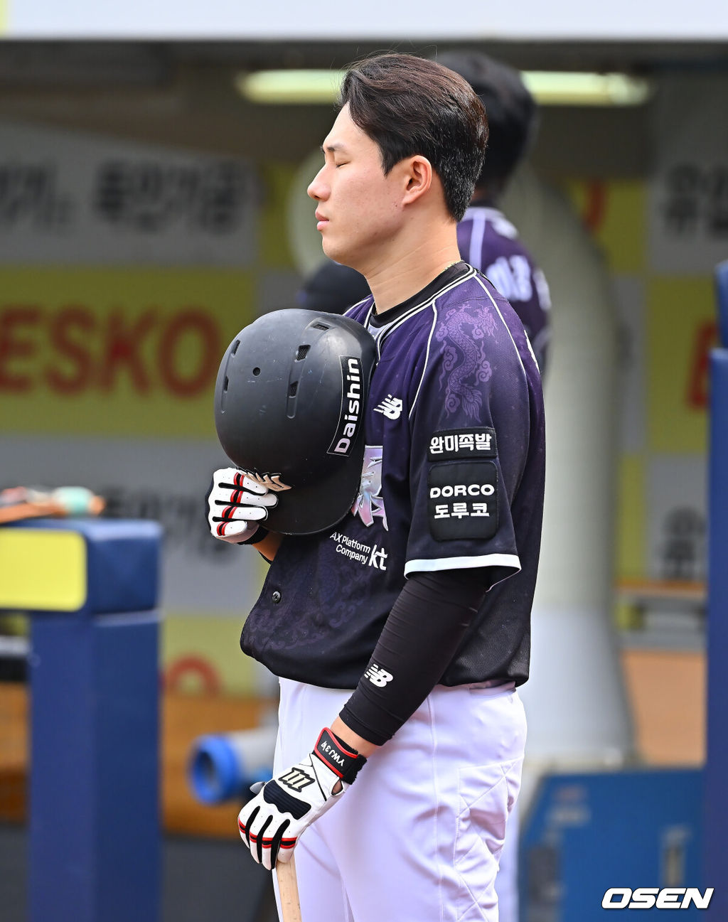 ‘볼넷 얻고 지구 폭행→<b>장성우</b> <b>불호령</b>’ <b>KT</b> <b>최원준</b> 결국 공개 사과 “...