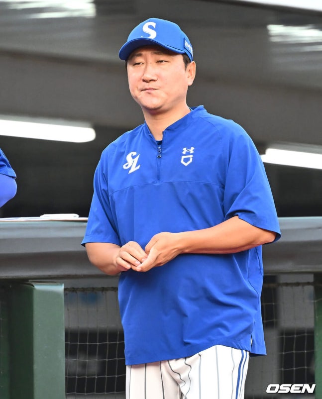 [OSEN=부산, 이석우 기자] 삼성 라이온즈 배영섭 코치 077 2024.05.24 / foto0307@osen.co.kr