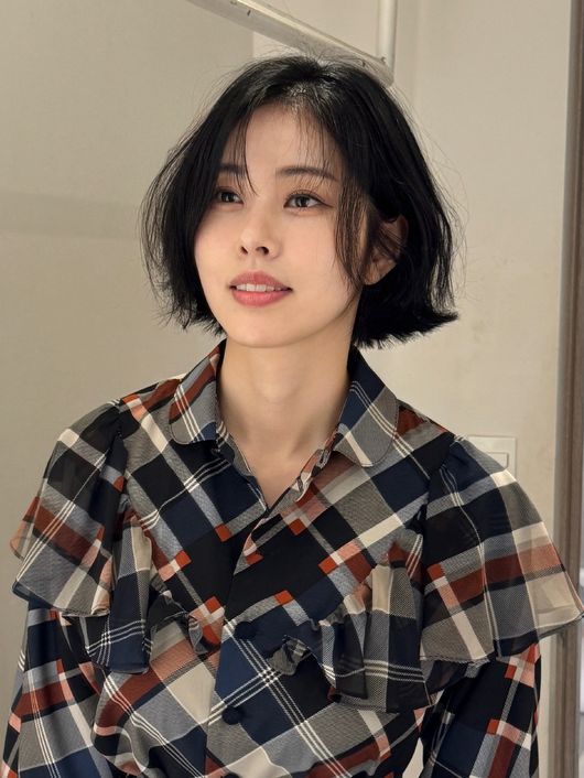 新しい短いボブヘアを披露するソ・ドンジュ