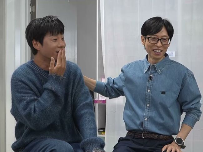 SBS『틈만나면,』でのイ・チョニら出演者の様子