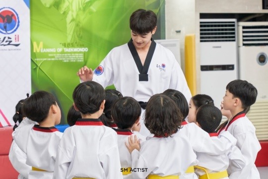 태권도 사범님이 된 샤이니 민호