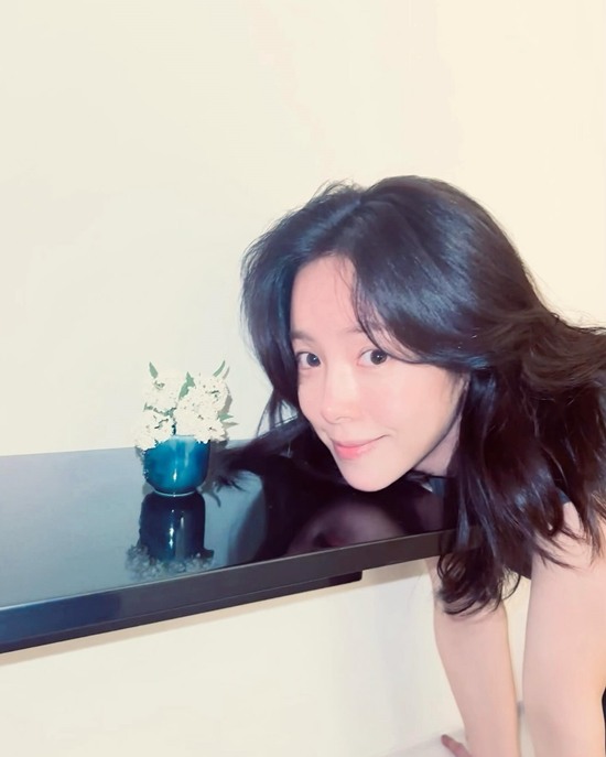한지민, <b>김혜수</b>→한효주와 데이트..청순미 넘치는 느좋녀