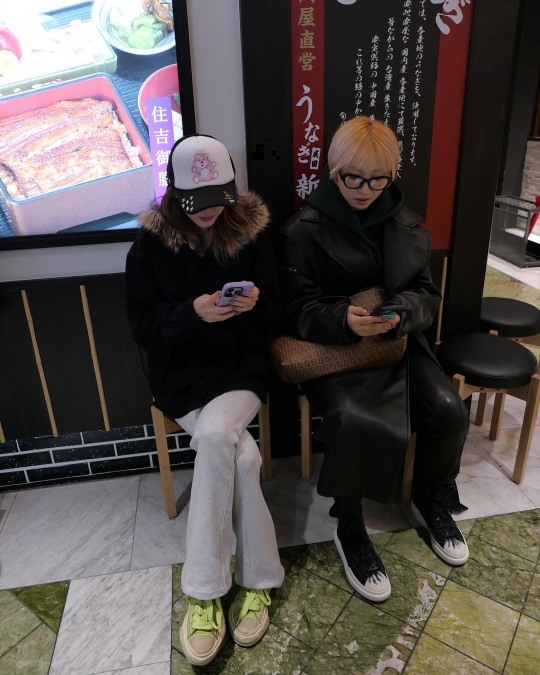 산다라박, 2NE1 다시 뭉치니 웃음꽃 폈네..공민지와 다정 케미