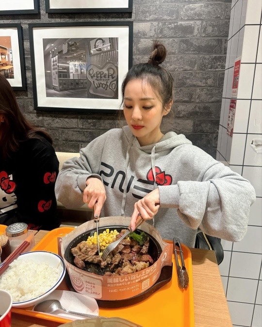산다라박, 2NE1 다시 뭉치니 웃음꽃 폈네..공민지와 다정 케미