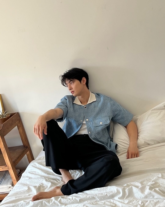 차은우 인스타 화보 촬영 현장 비하인드컷!!