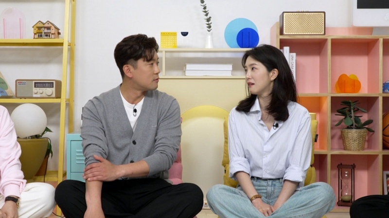 前 MBC <b>김대호</b> KBS 입성에 아나운서실 비상 “자주 인사드리고 파”(‘옥...