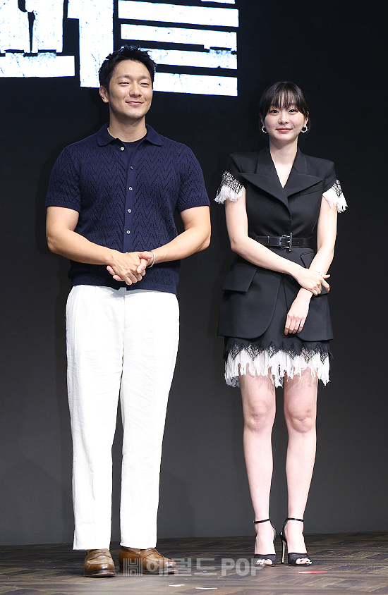 [포토]<b>손석구</b>X<b>김다미</b>, ‘<b>나인퍼즐</b>’ 멋진 시너지