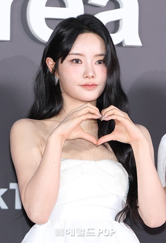 <b>피프티피프티</b> 원년 멤버 키나, <b>활동 복귀</b> “점진적으로 재개”[전문]