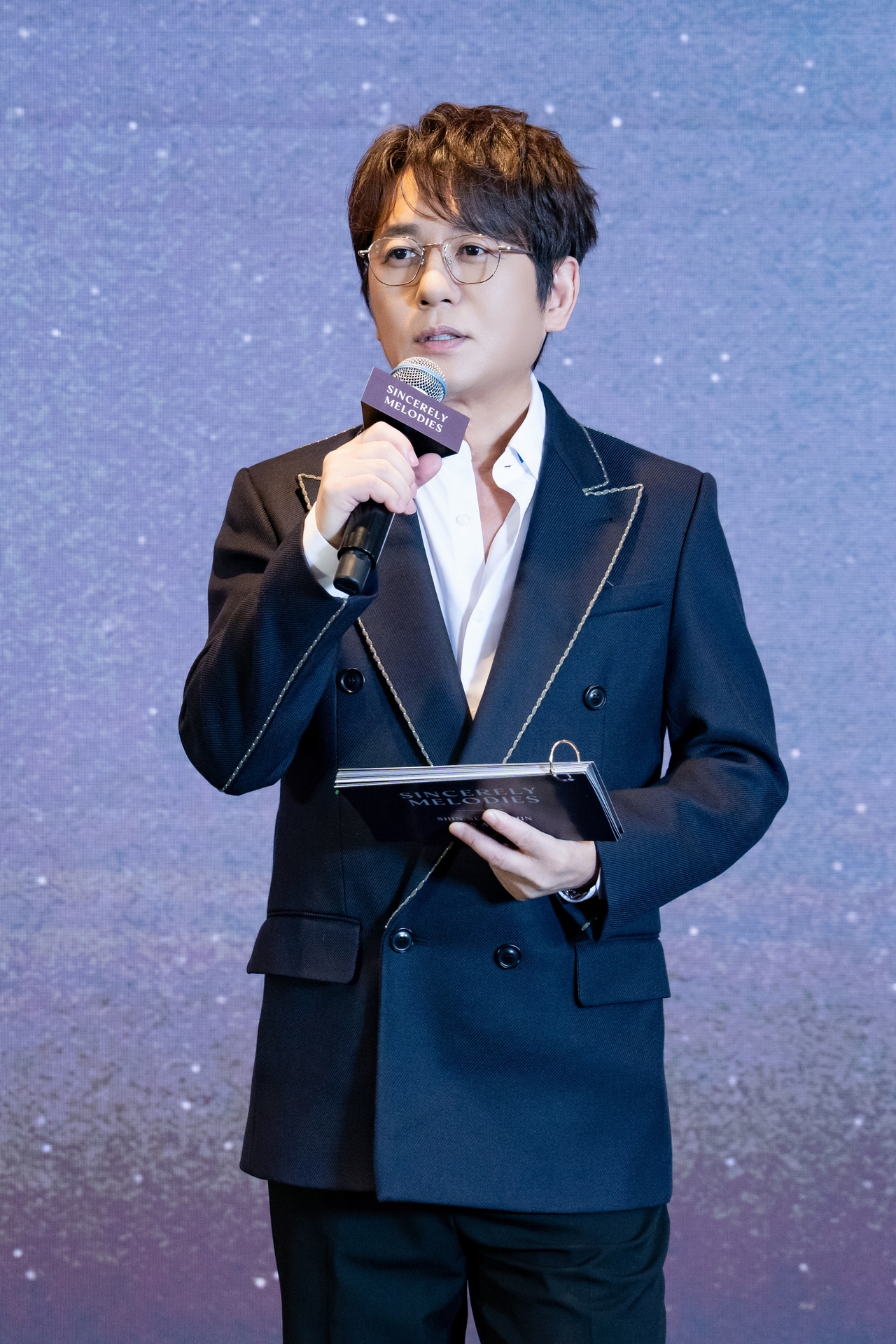 “<b>은퇴</b> NO, 아름다운 하강 할 것” 신승훈 35년 녹였다.. 현재진행형 가...