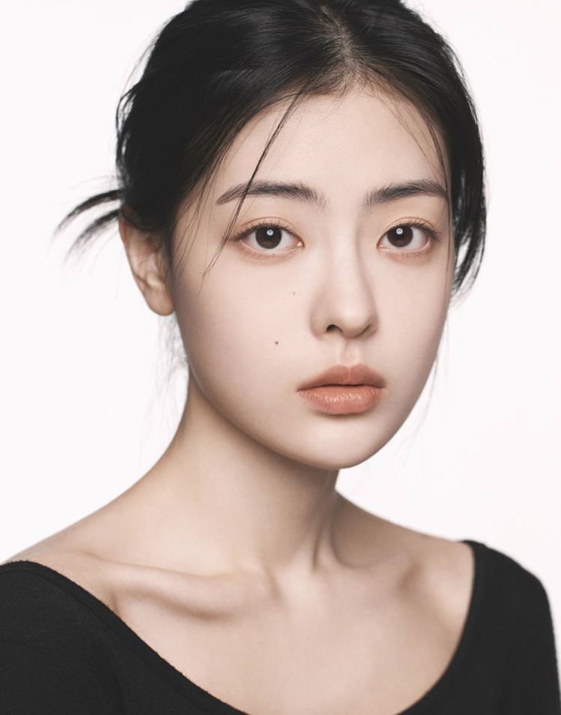 ‘더 글로리’ 어린 이사라 <b>배강희</b>, 송중기·김지원 품으로..<b>하이지음</b>과...