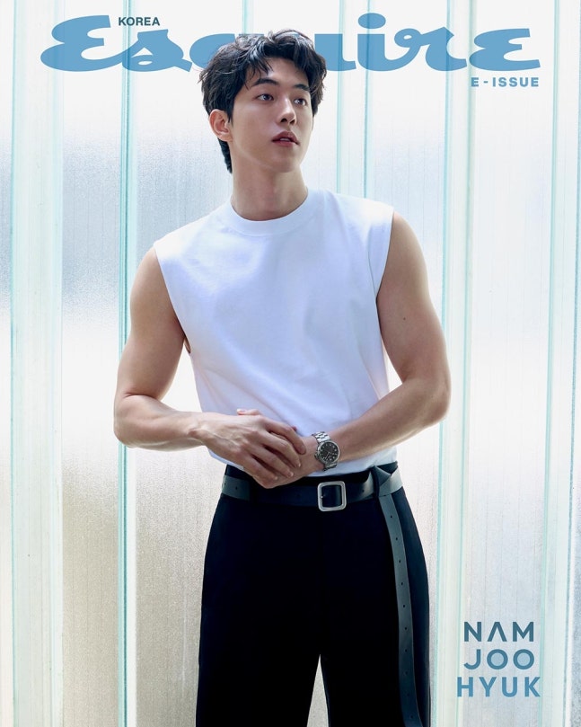 부드러우면서도 세련된 매력을 발산한 주혁님 화보