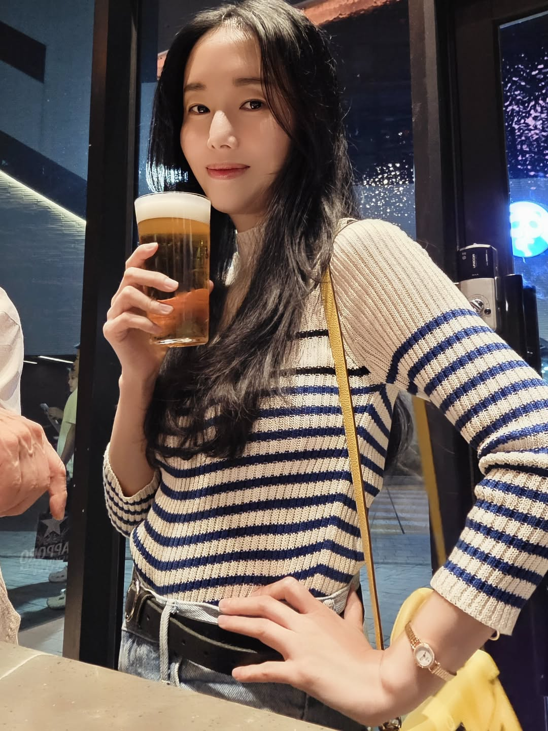 <b>이정현</b>, 맥주 캬