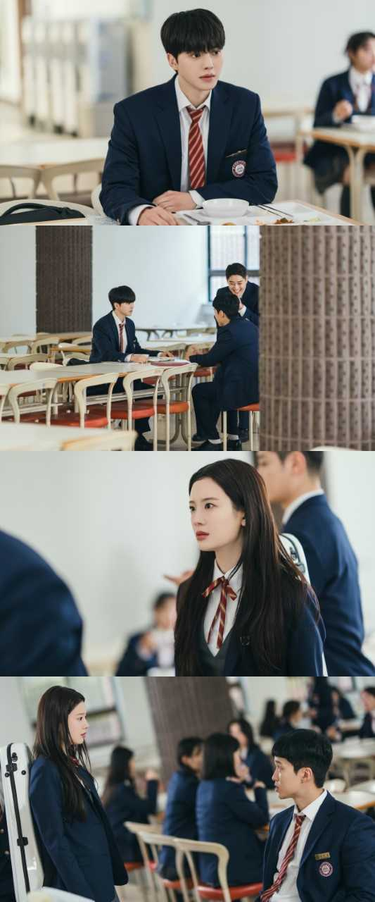 <b>송강</b>, 쉽지 않았던 학창 생활…결국 <b>장규리</b>가 나섰다 (‘<b>포핸즈</b>’)