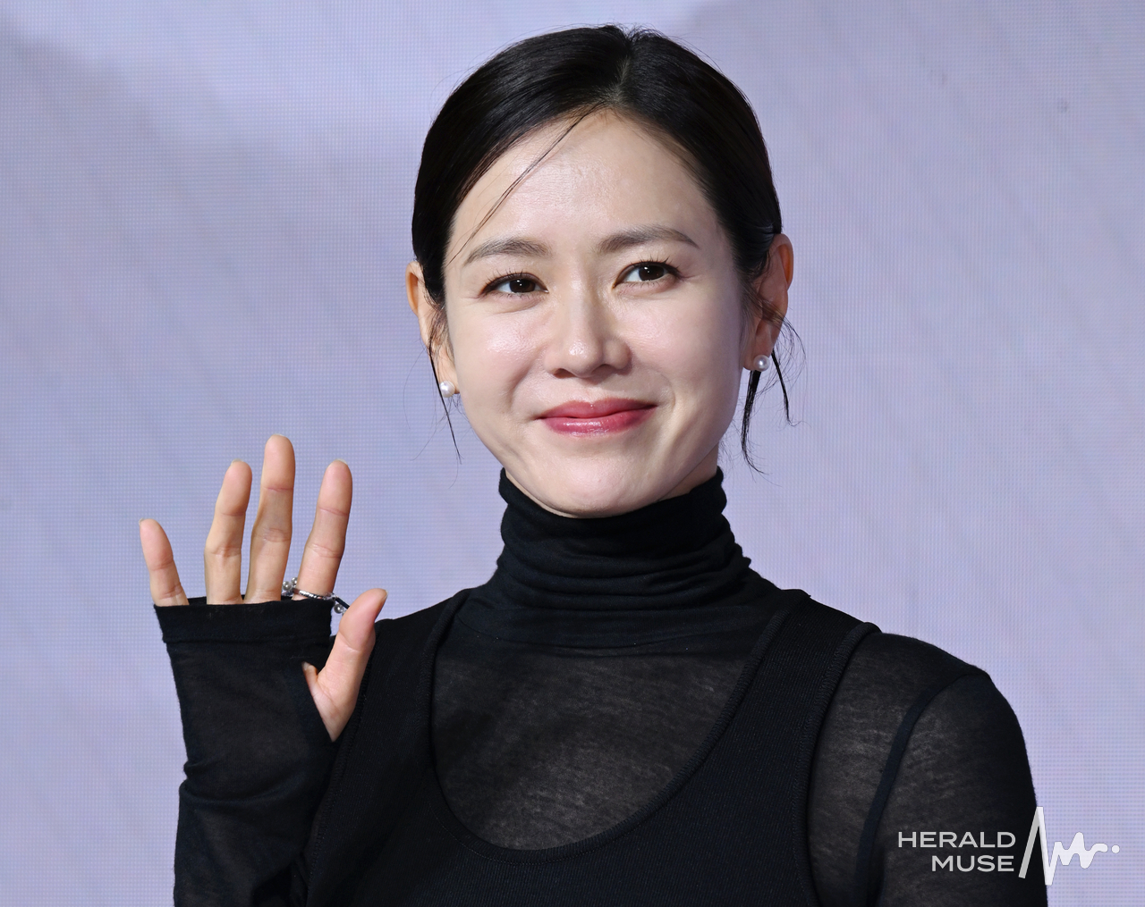 [포토]‘<b>스캔들</b>’ 손예진, 반가워요!