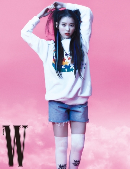 Photo of IU in the W.Korea April issue.